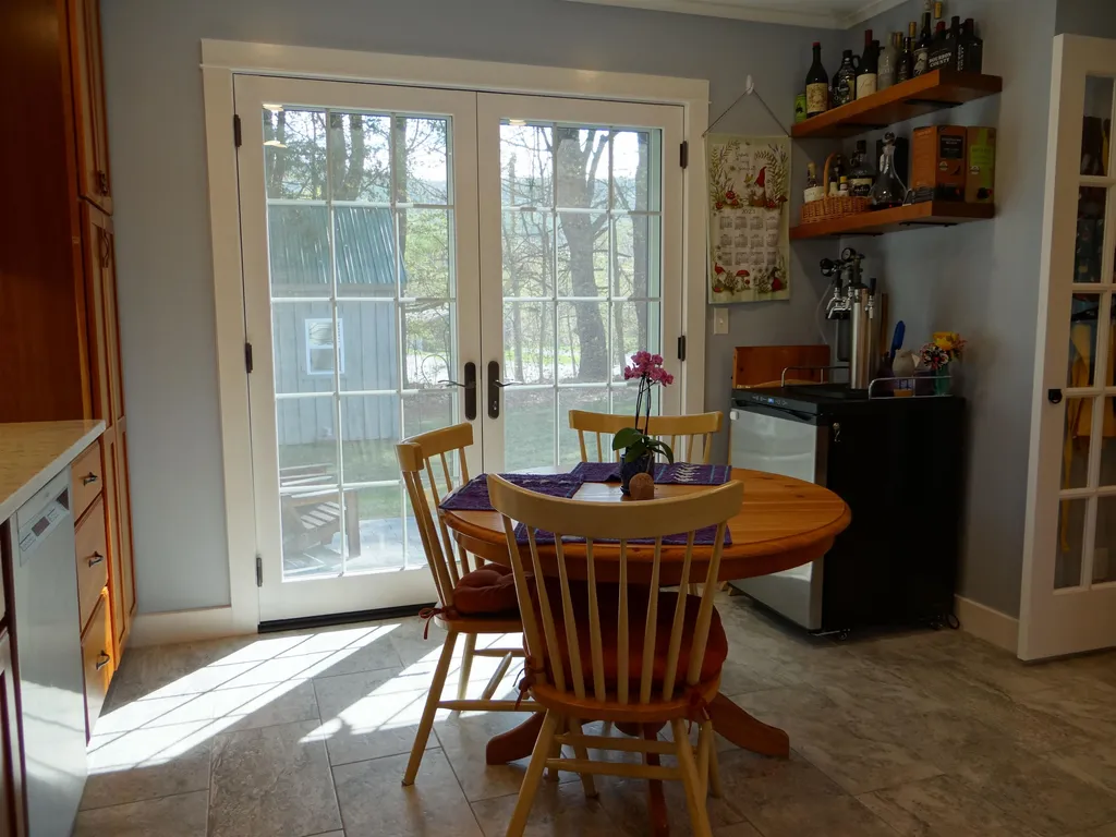 25 Hemlock Drive Windsor VT 05089