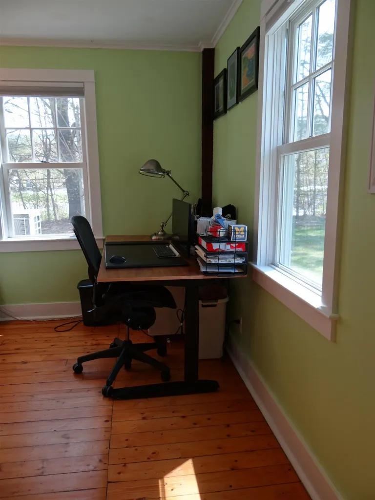 25 Hemlock Drive Windsor VT 05089