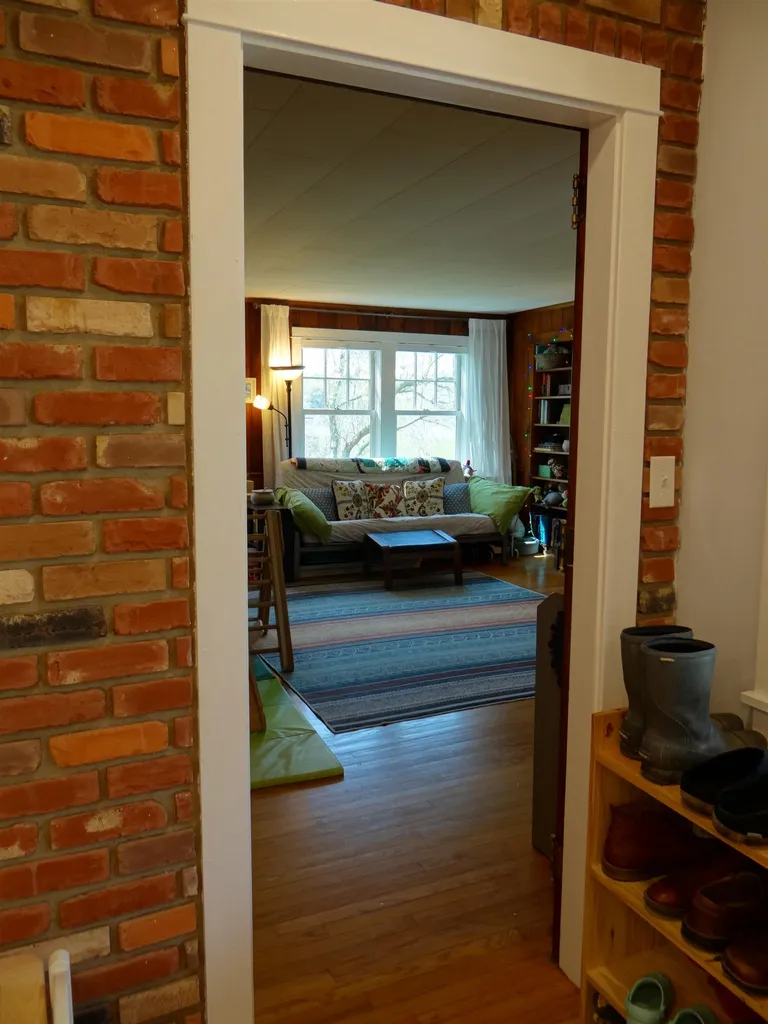 25 Hemlock Drive Windsor VT 05089