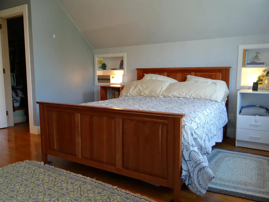 25 Hemlock Drive Windsor VT 05089