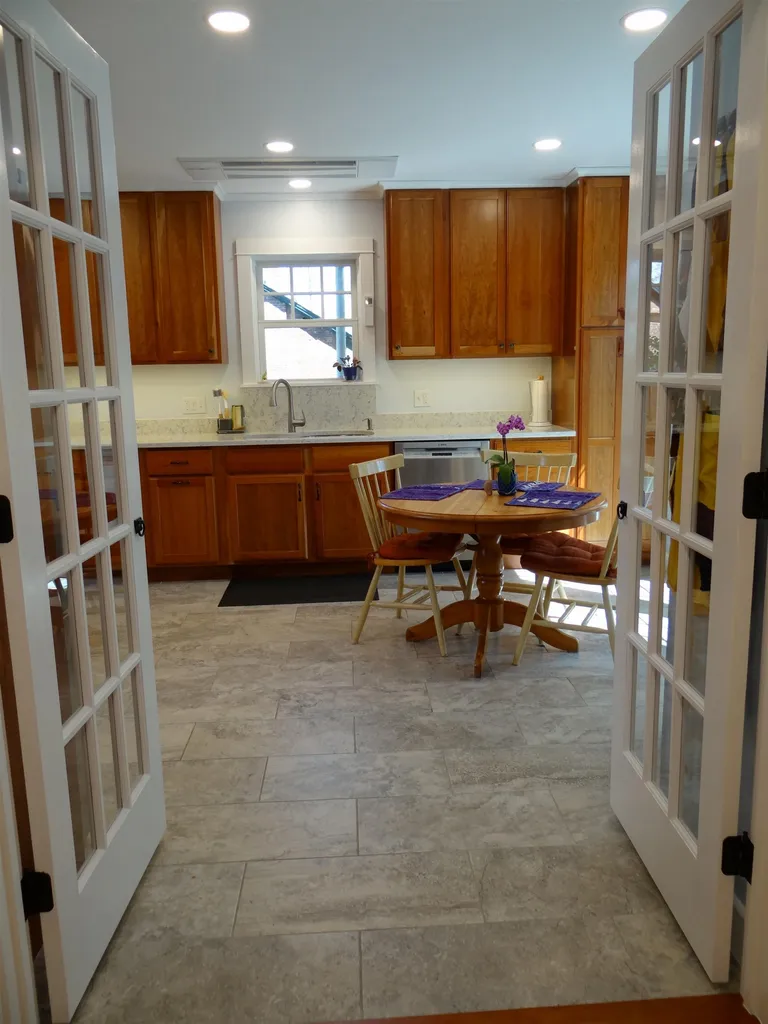 25 Hemlock Drive Windsor VT 05089