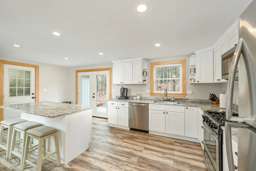 12 Grachen Drive Madison NH 03849