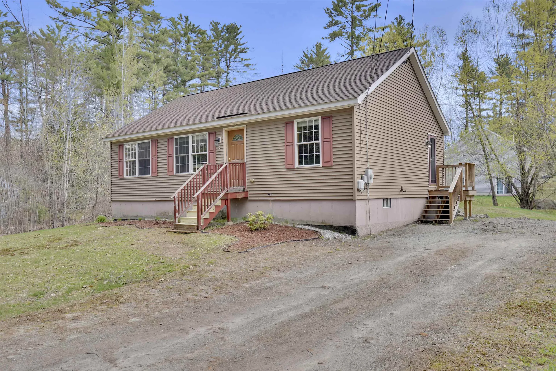 6 Beaver Glen Road Hillsborough NH 03244