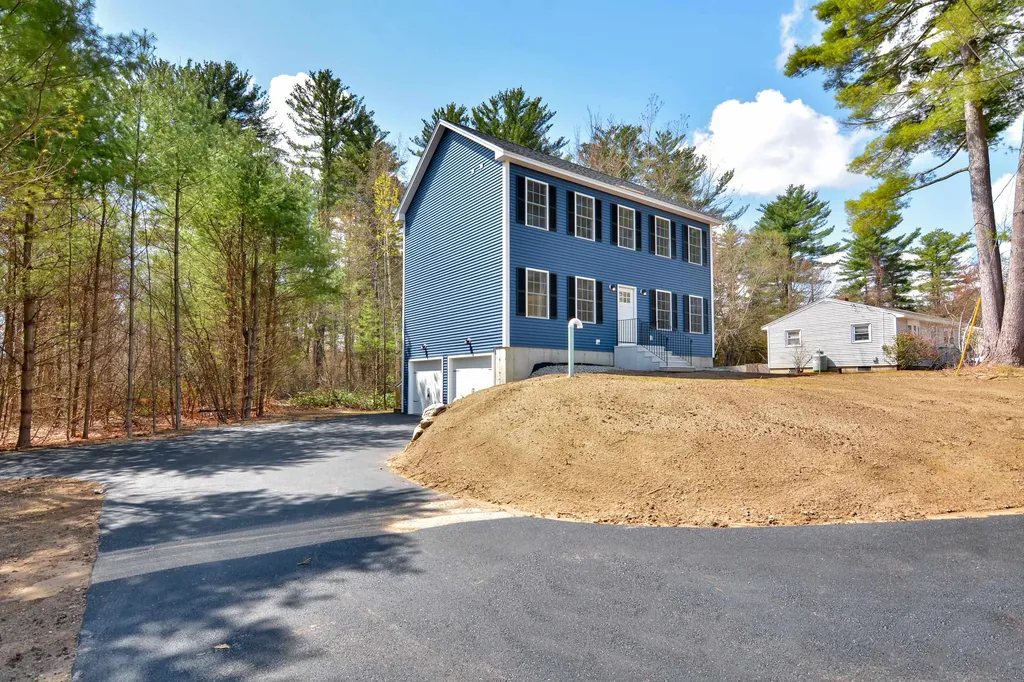 10 Spicket Lane Salem NH 03079