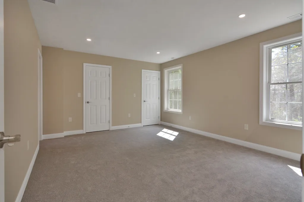 10 Spicket Lane Salem NH 03079