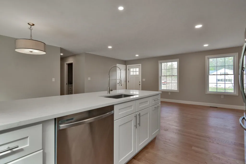 10 Spicket Lane Salem NH 03079