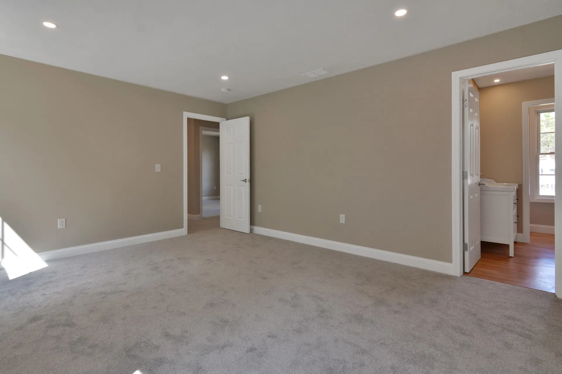 10 Spicket Lane Salem NH 03079