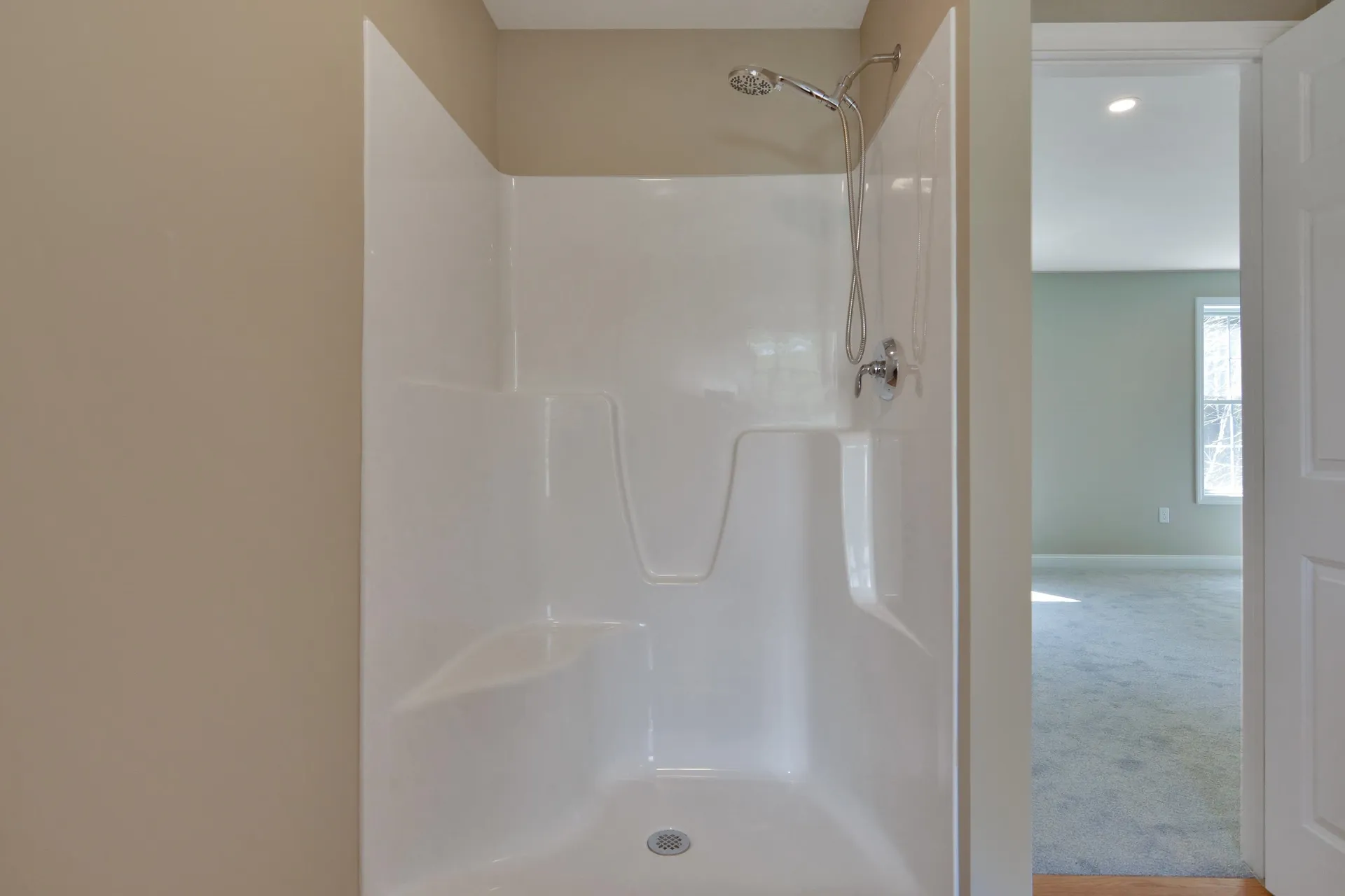 10 Spicket Lane Salem NH 03079