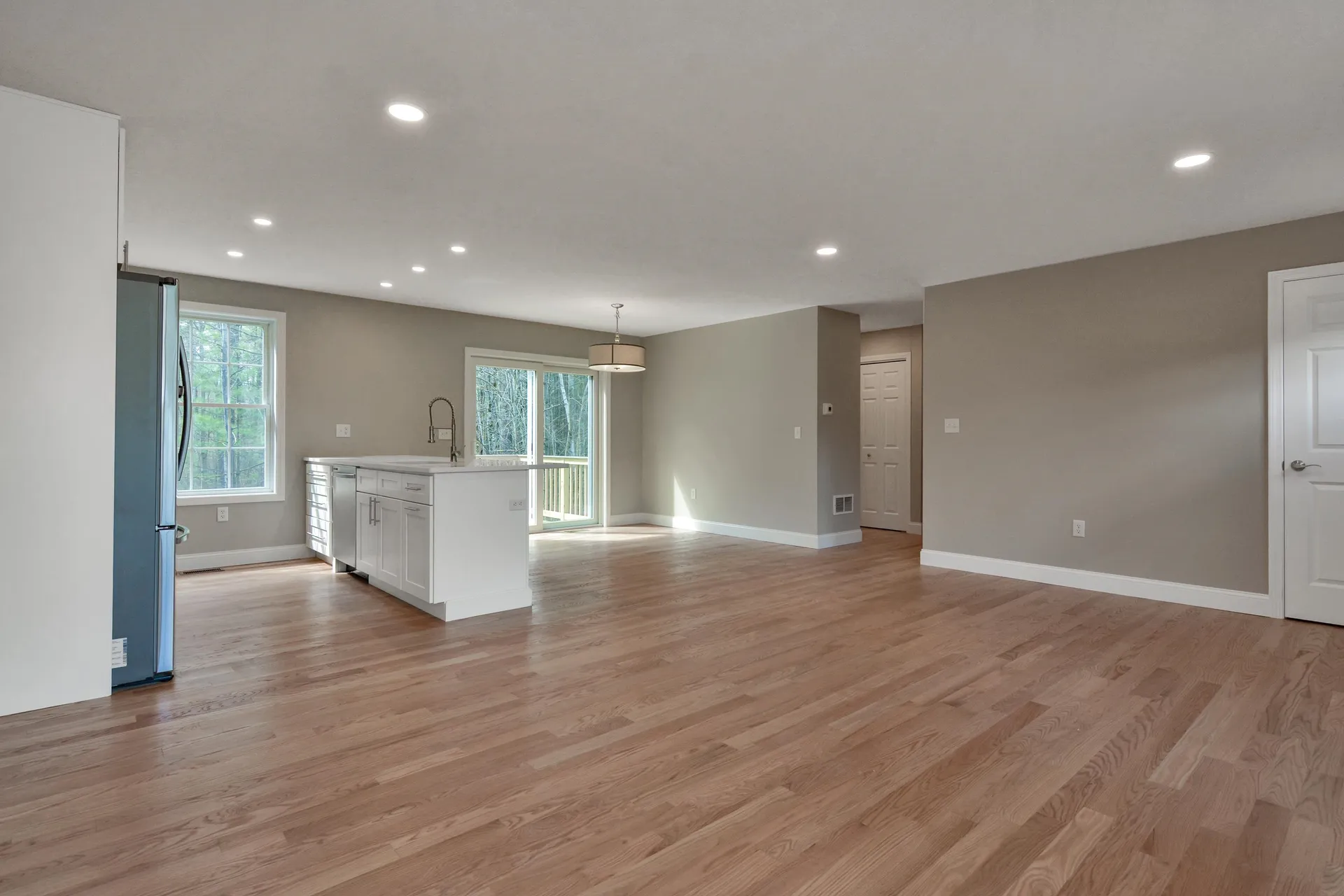 10 Spicket Lane Salem NH 03079