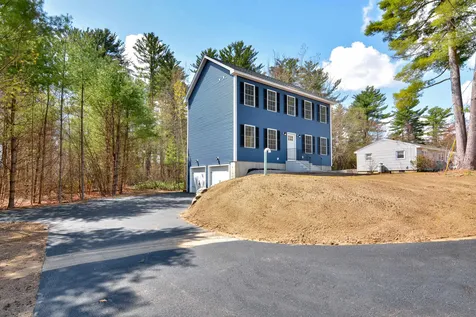 10 Spicket Lane Salem NH 03079