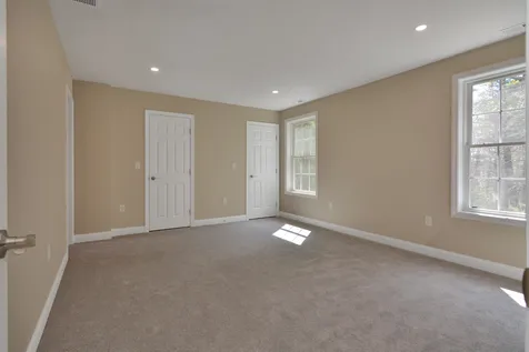 10 Spicket Lane Salem NH 03079