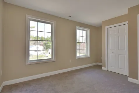 10 Spicket Lane Salem NH 03079