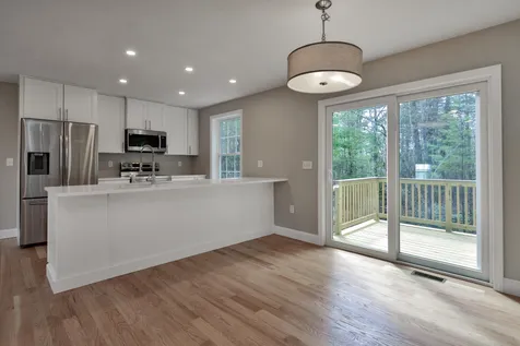 10 Spicket Lane Salem NH 03079