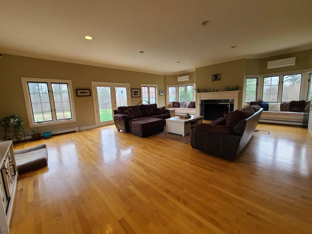 165 Baptist Road Canterbury NH 03224