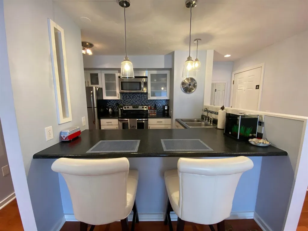 30 Wolf Road Lebanon NH 03766