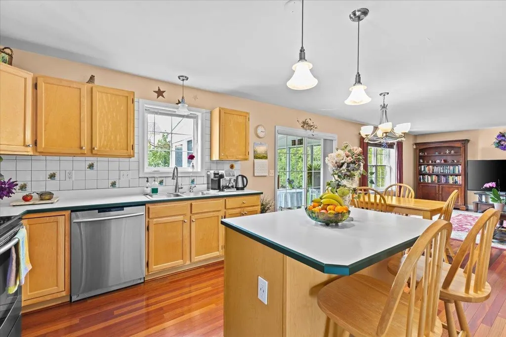 9 Catkin Drive South Burlington VT 05403