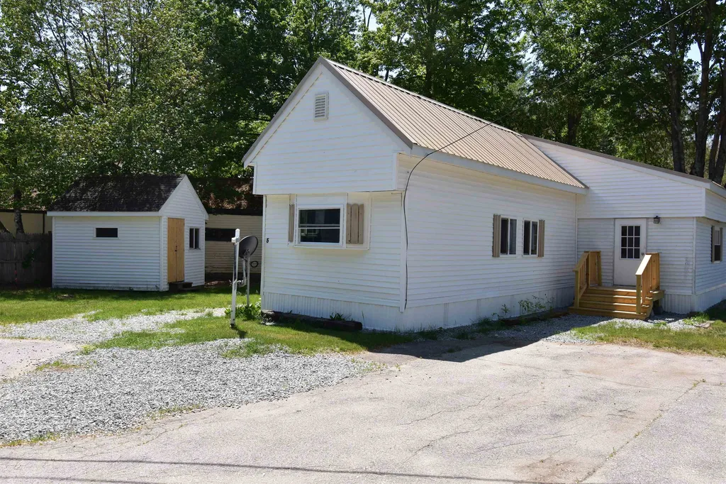 5 Baker Street Boscawen NH 03303