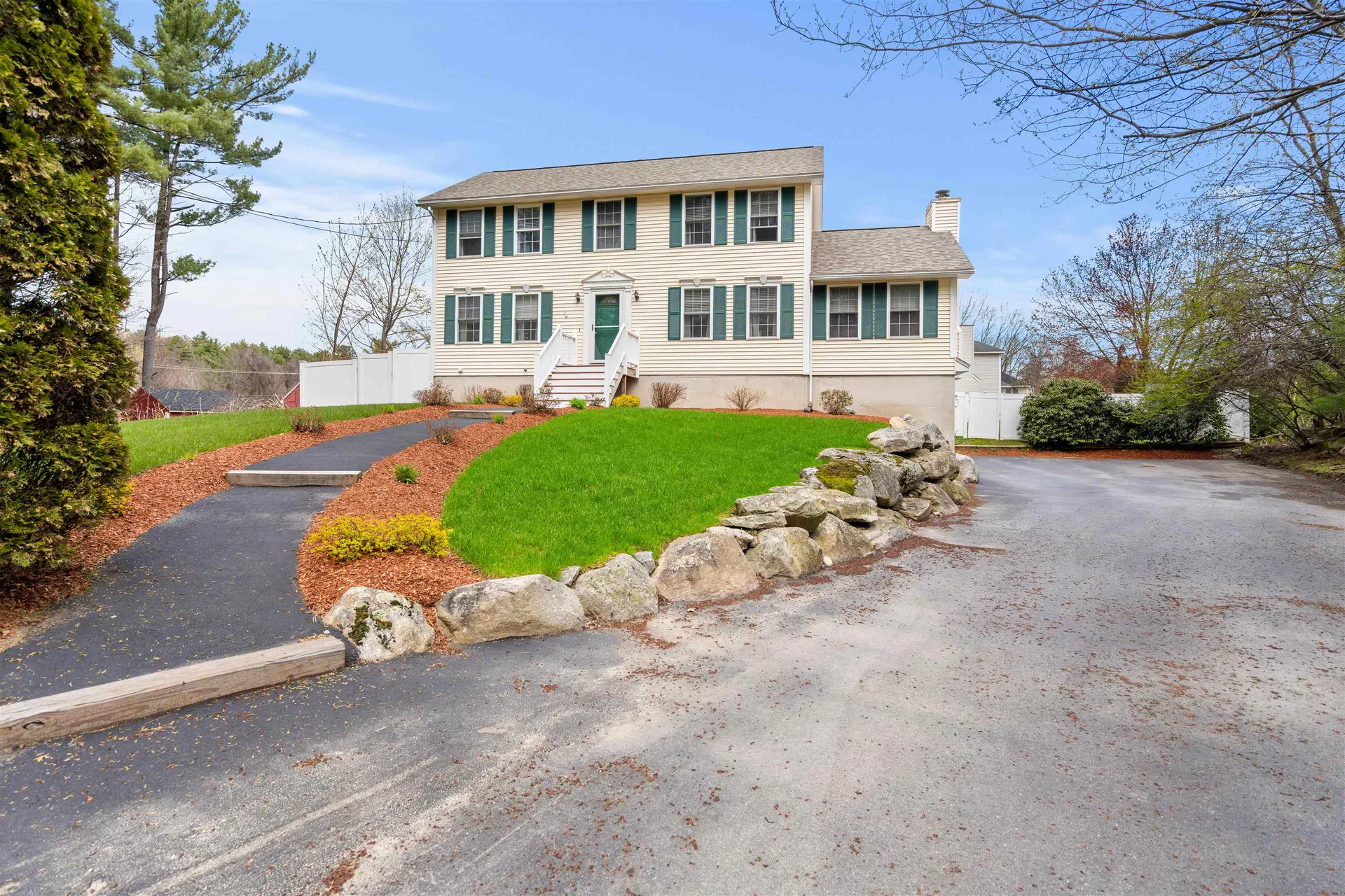 301 Londonderry Turnpike Hooksett NH 03106