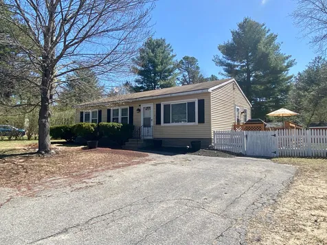 5 Rock Island Road Nashua NH 03062