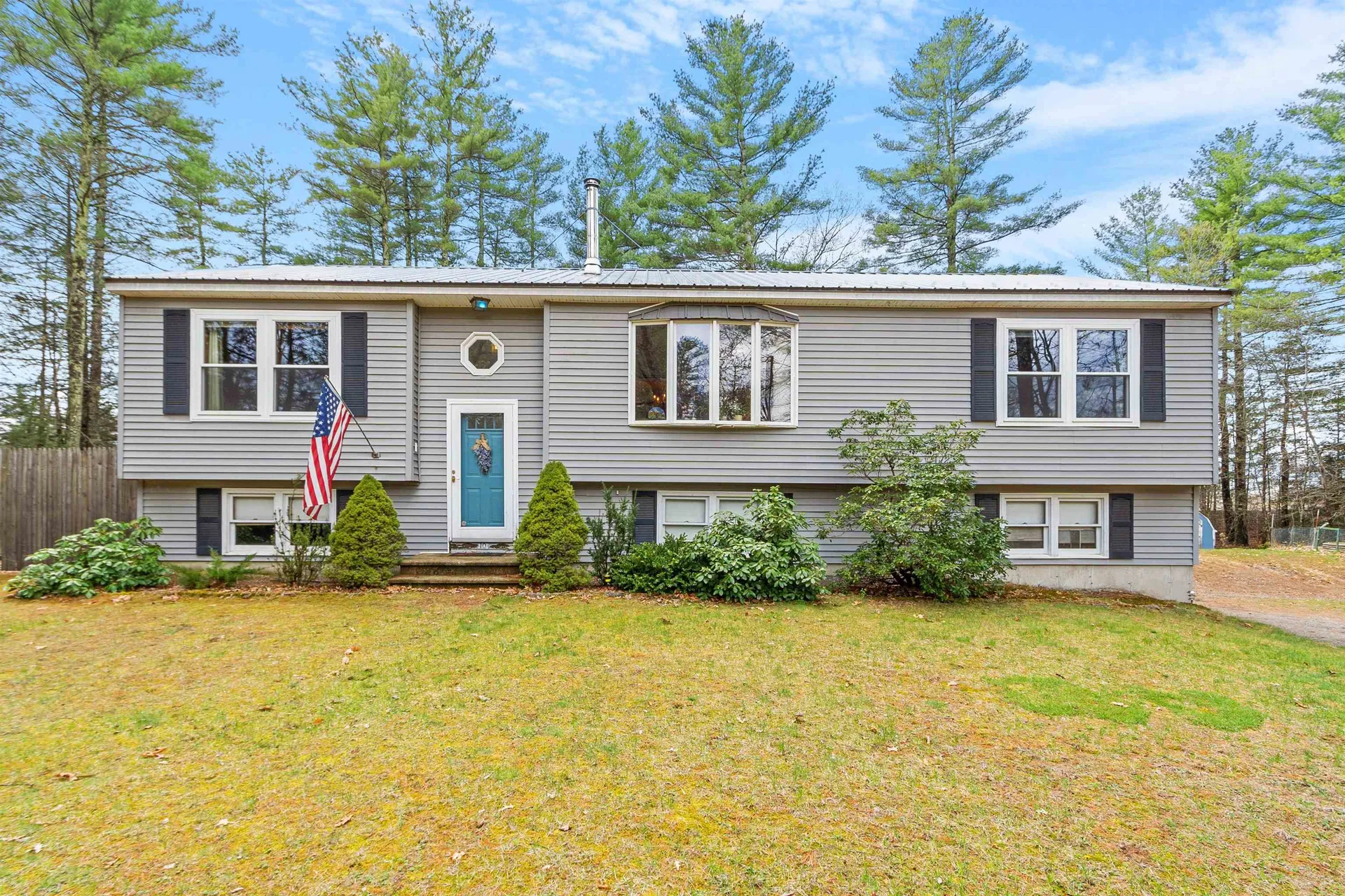 10 Howard Lane Newton NH 03858