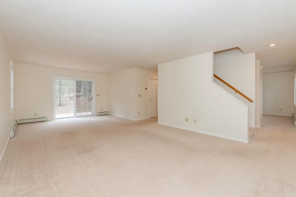 12 Fox Ridge Road Epping NH 03042