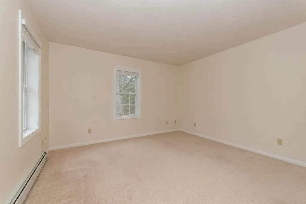12 Fox Ridge Road Epping NH 03042