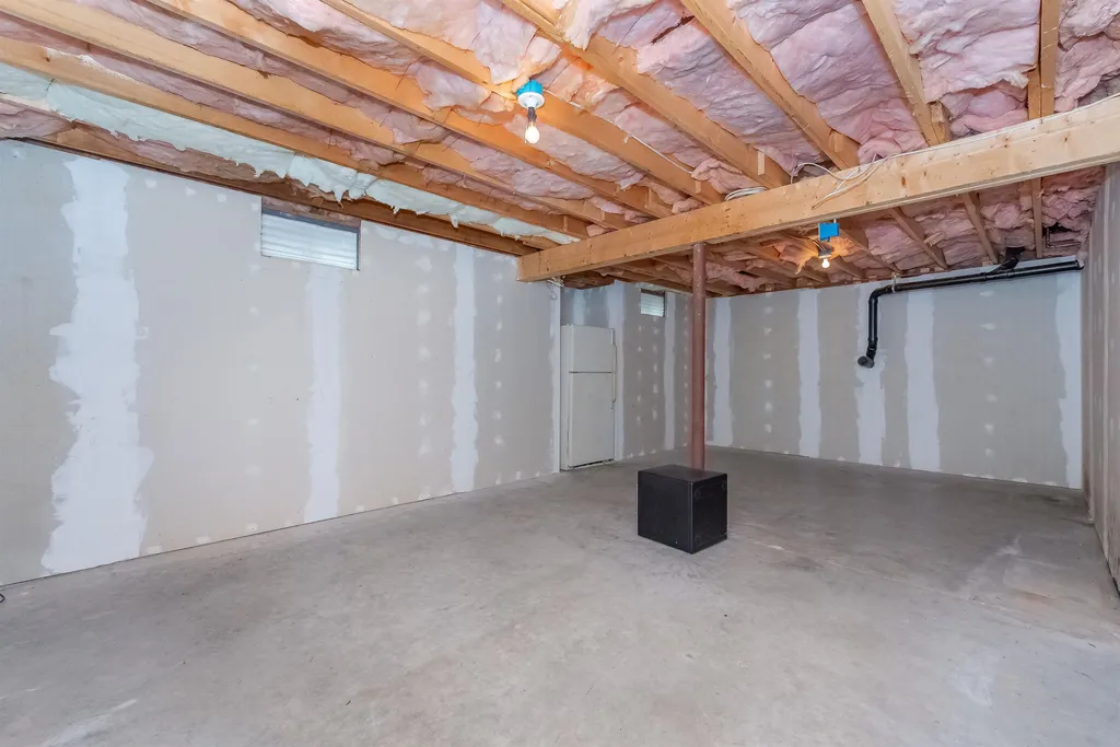 12 Fox Ridge Road Epping NH 03042