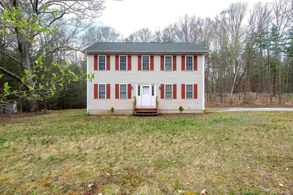 12 Fox Ridge Road Epping NH 03042