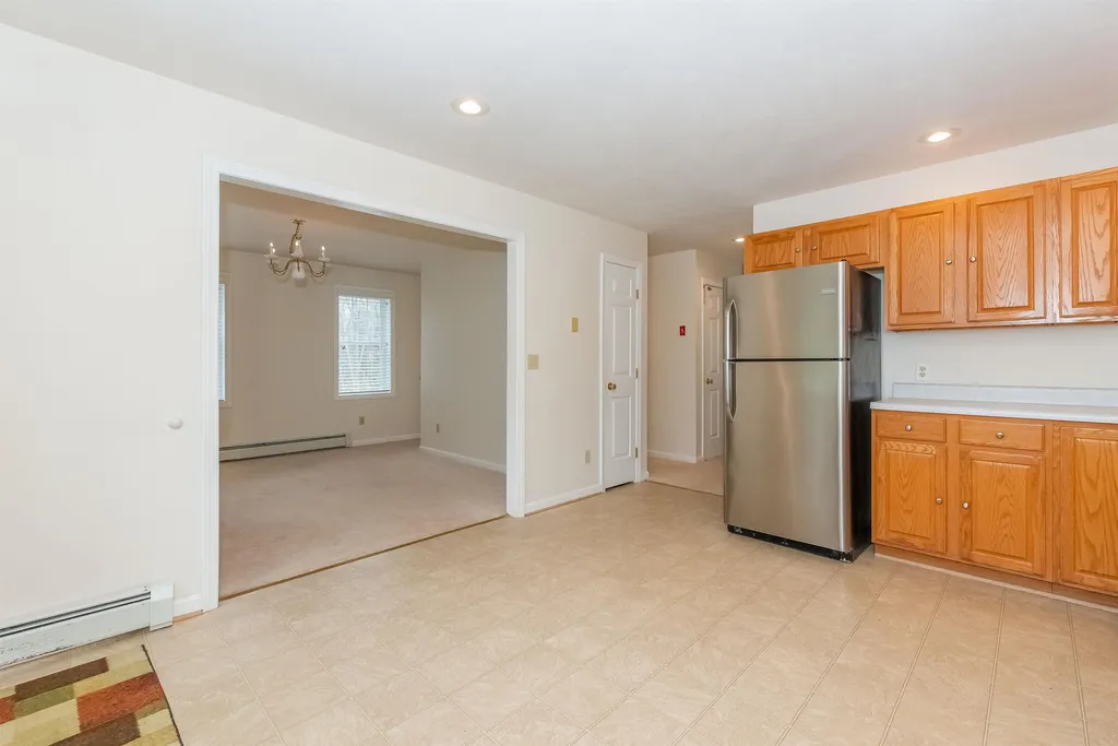 12 Fox Ridge Road Epping NH 03042