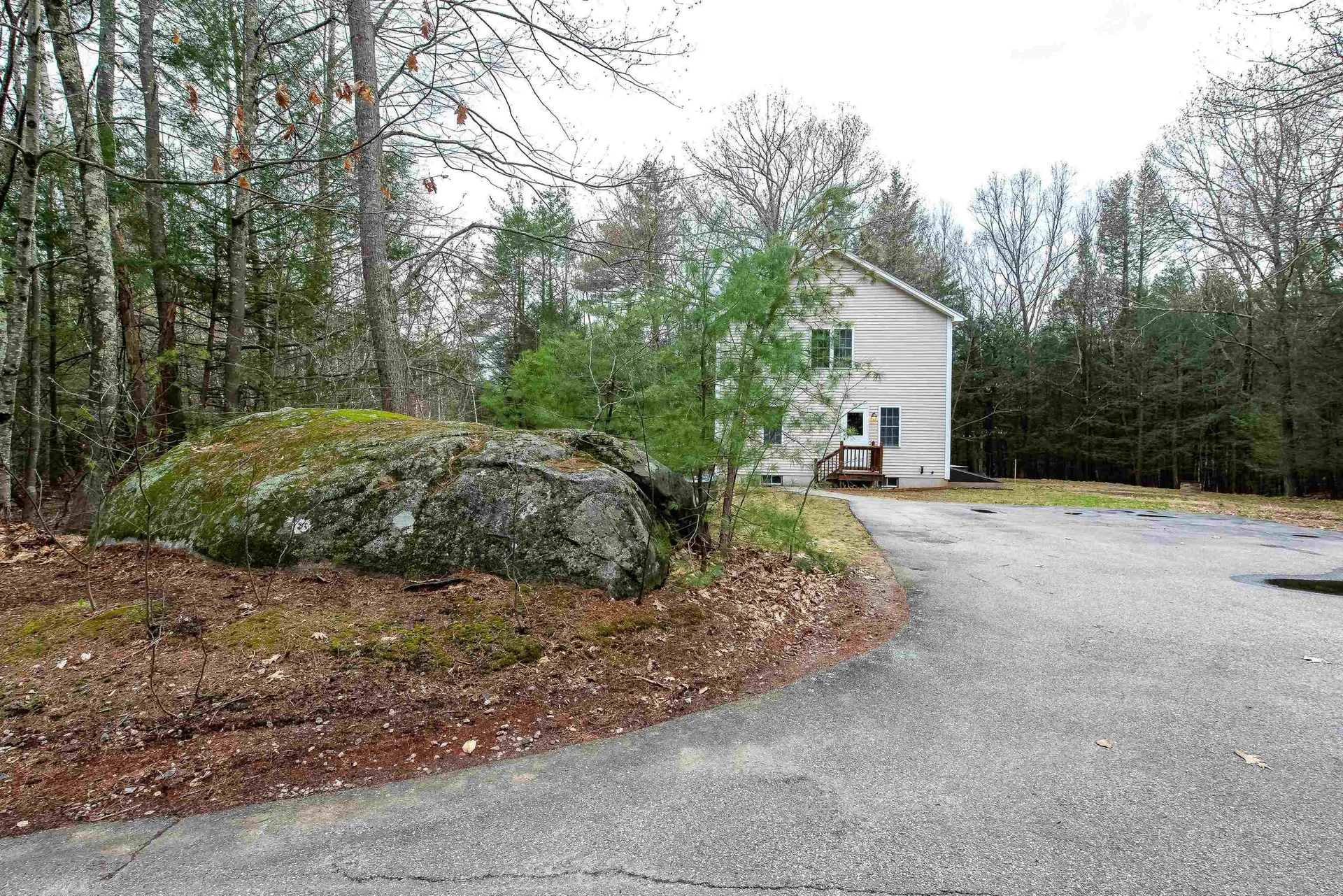 12 Fox Ridge Road Epping NH 03042