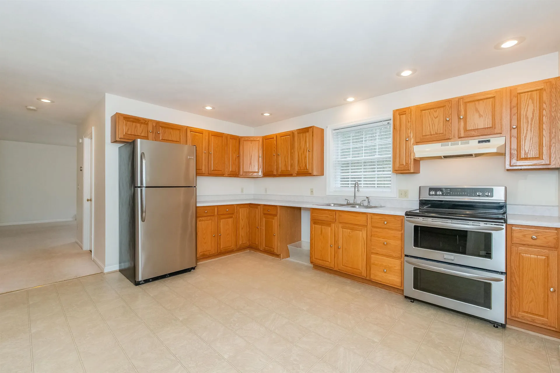 12 Fox Ridge Road Epping NH 03042