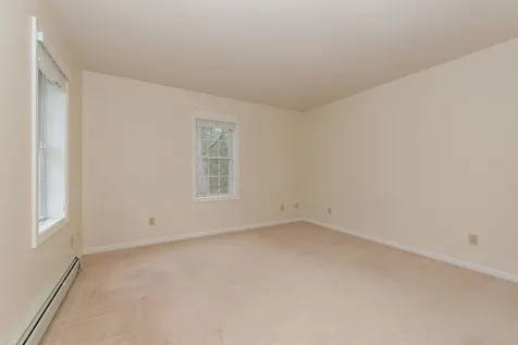 12 Fox Ridge Road Epping NH 03042