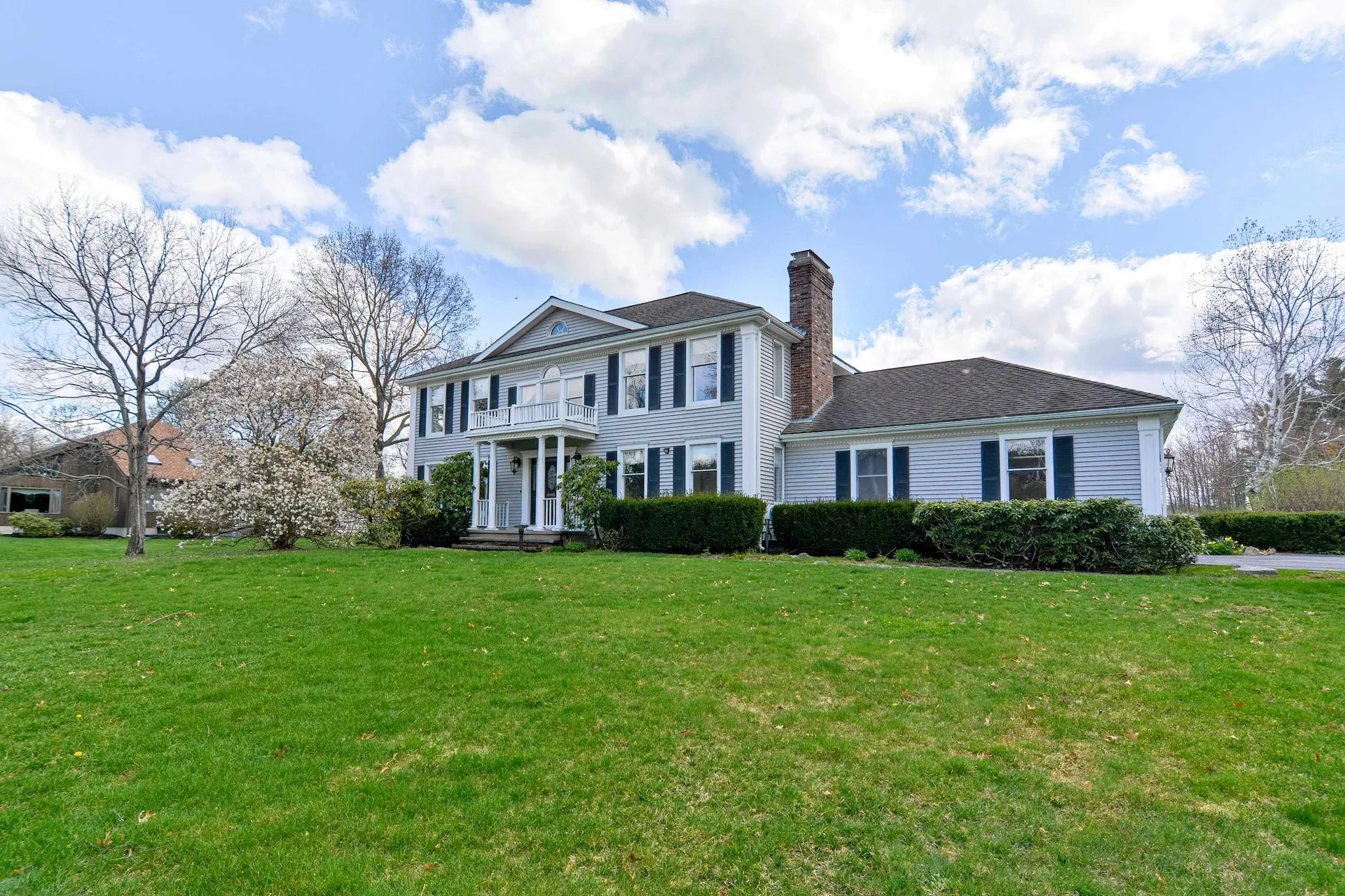 53 Sky View Drive Pelham NH 03076