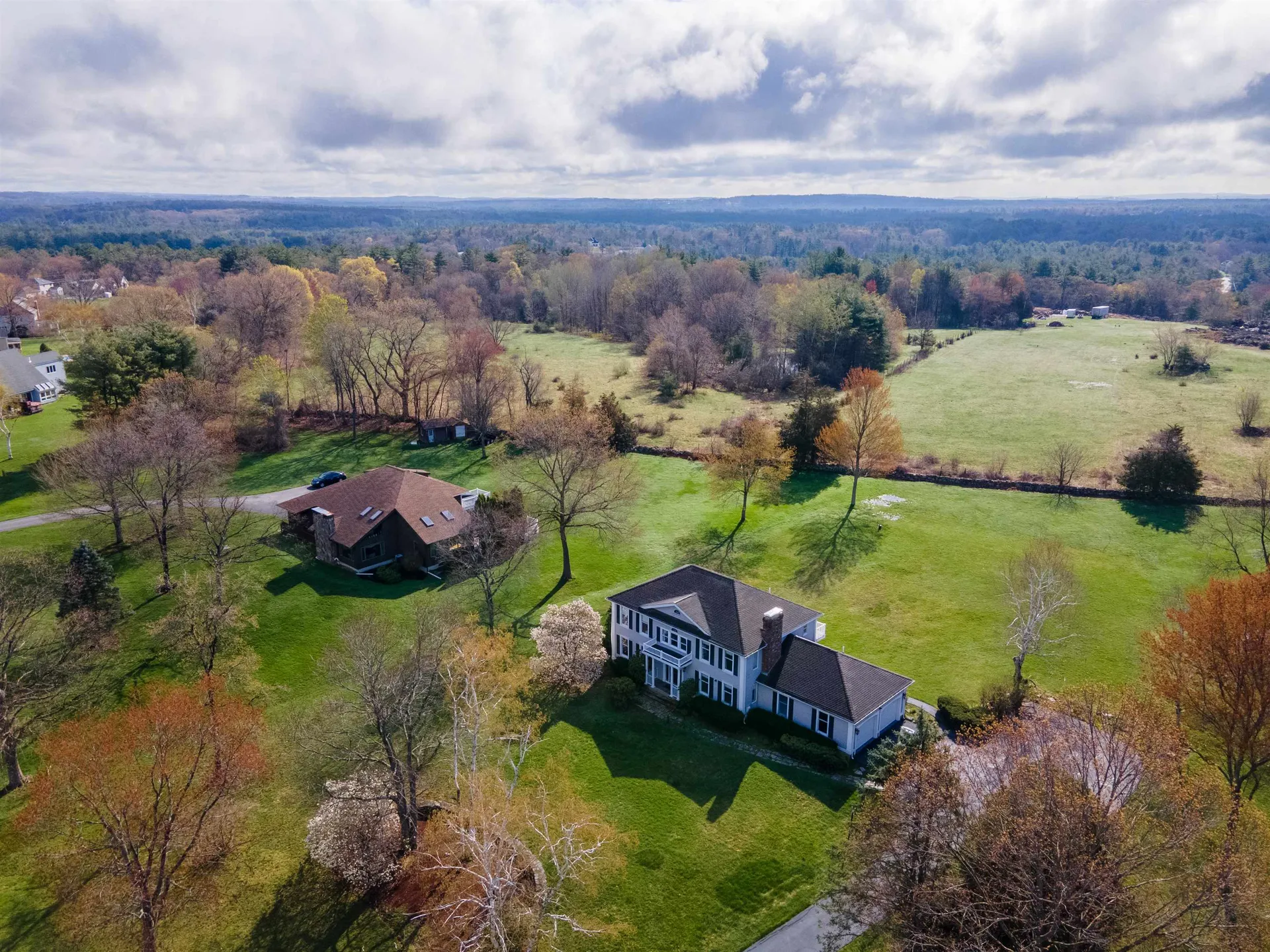 53 Sky View Drive Pelham NH 03076