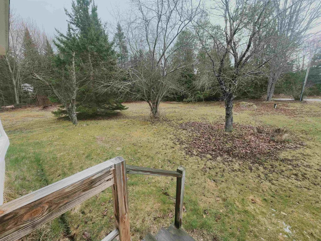 376 Old East Road Whitefield NH 03598
