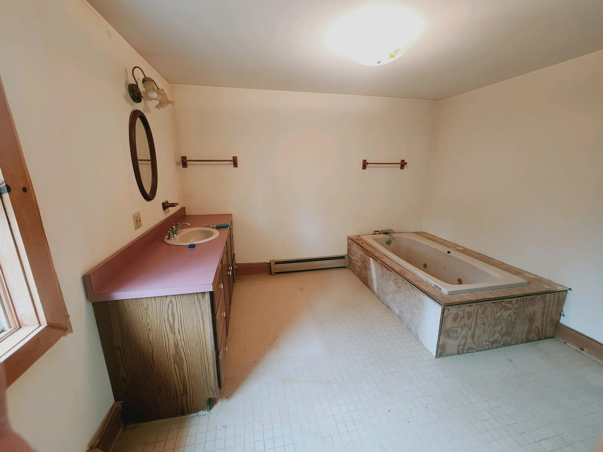 376 Old East Road Whitefield NH 03598
