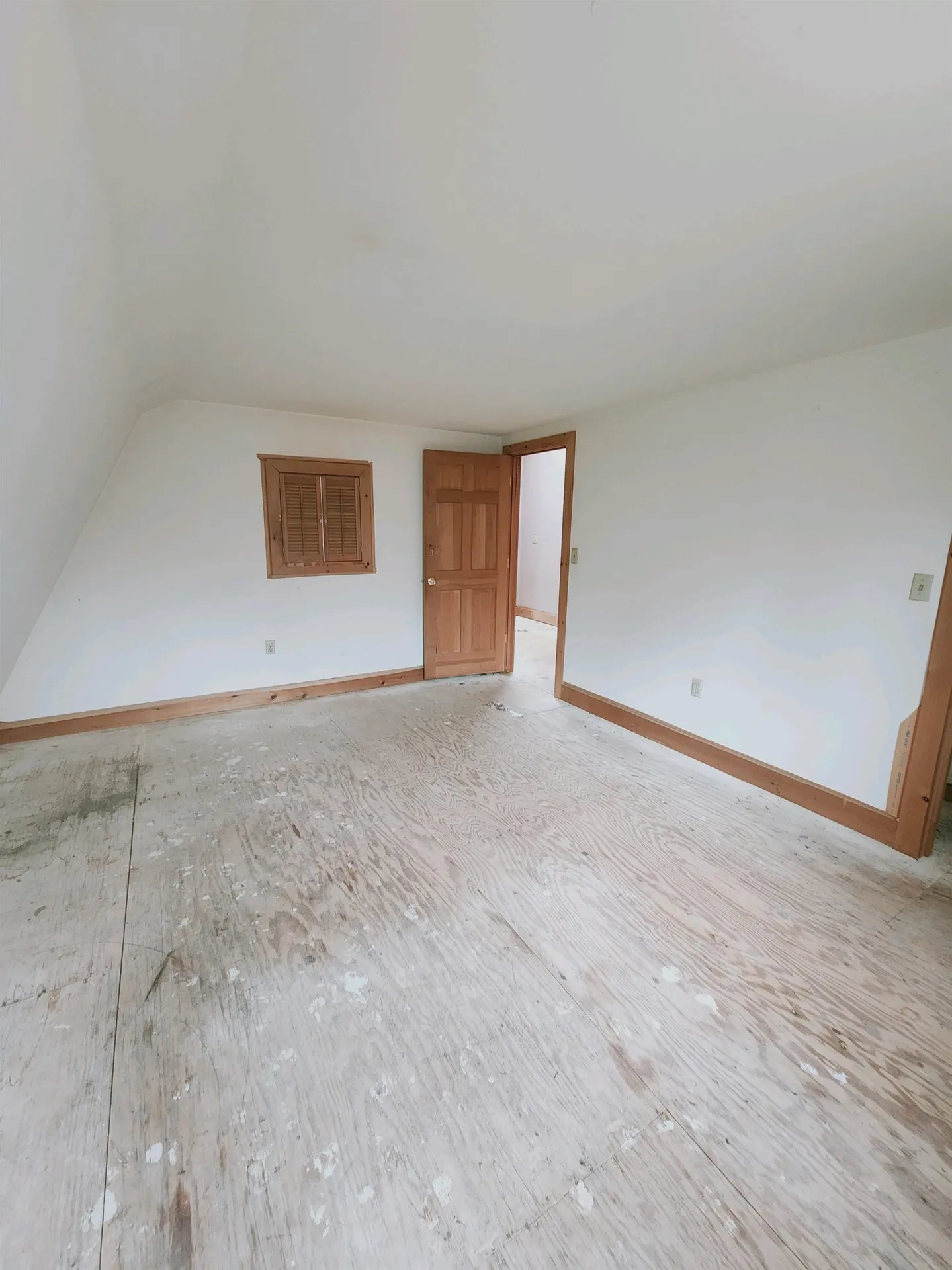 376 Old East Road Whitefield NH 03598