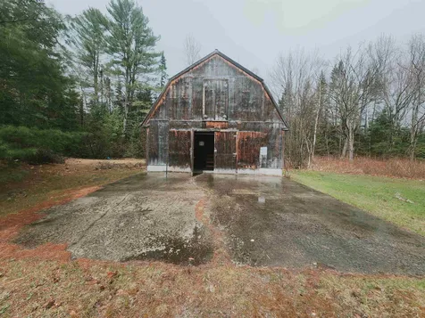376 Old East Road Whitefield NH 03598