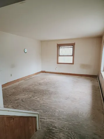 376 Old East Road Whitefield NH 03598