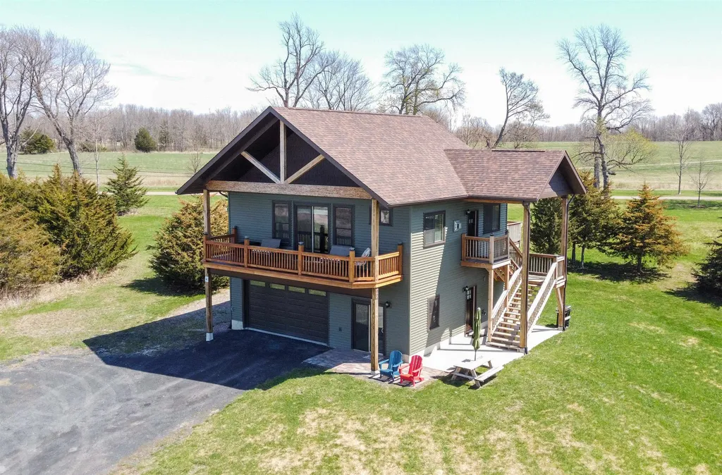 4 Landing Lane Grand Isle VT 05458