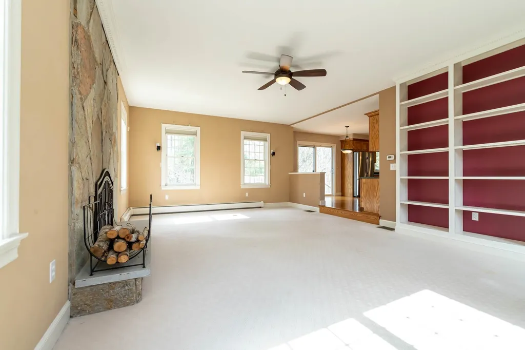 18 Bedros Street Windham NH 03087