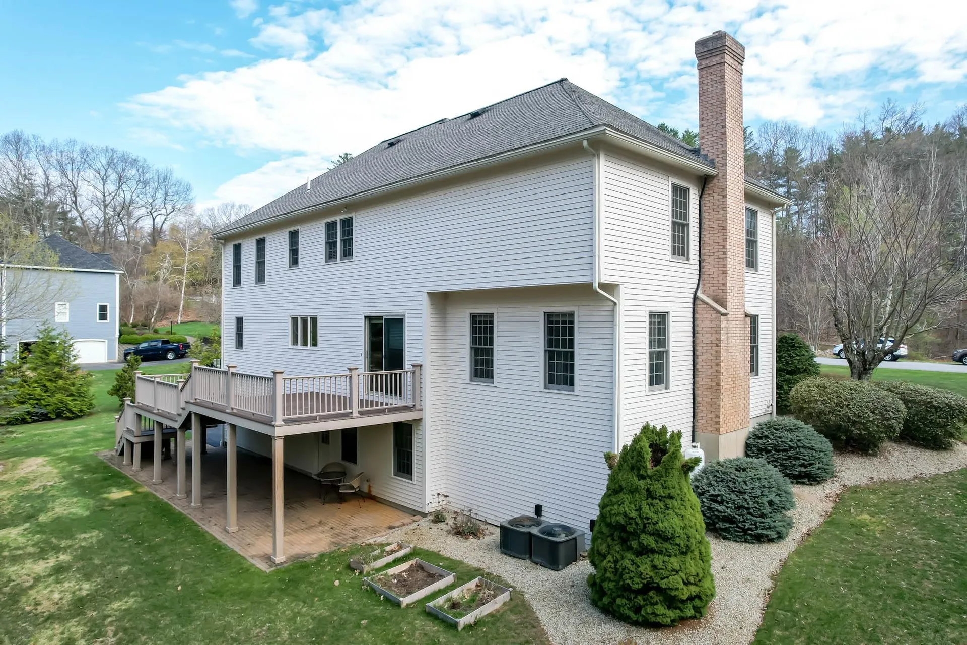 18 Bedros Street Windham NH 03087