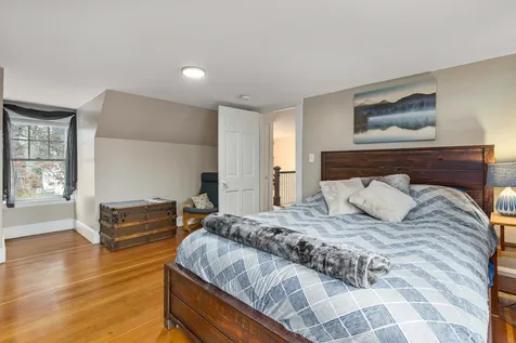 18 Brentwood Road Exeter NH 03833