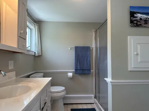 18 Brentwood Road Exeter NH 03833