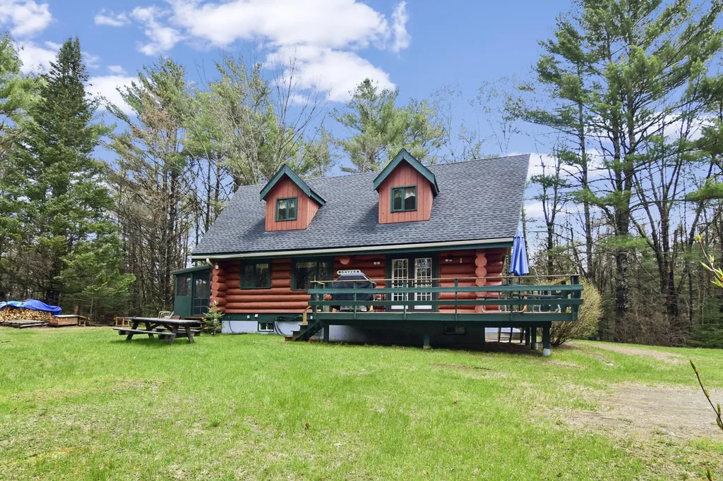 20 Surry Lane Haverhill NH 03785