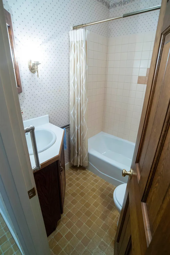 403 Elm Street Montpelier VT 05602
