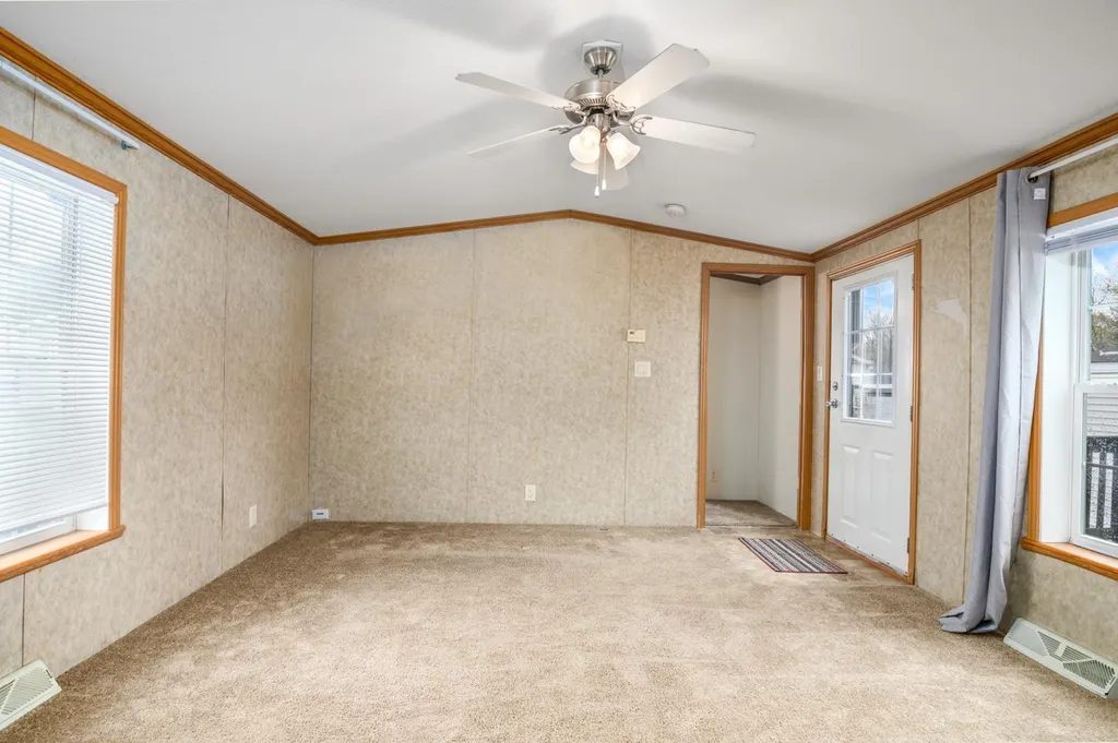 34 Amherst Road Newmarket NH 03857