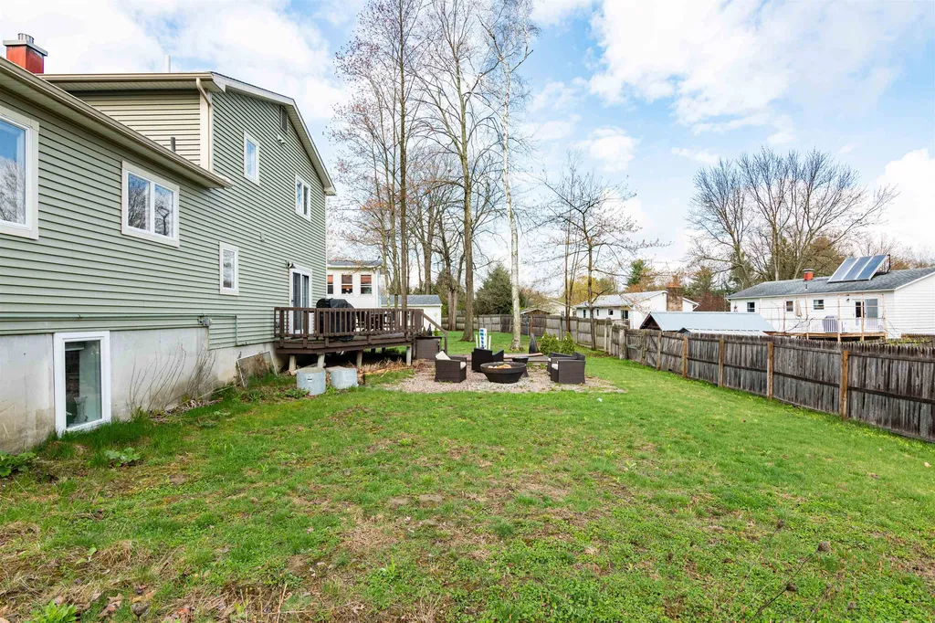 11 Briar Lane Essex VT 05452
