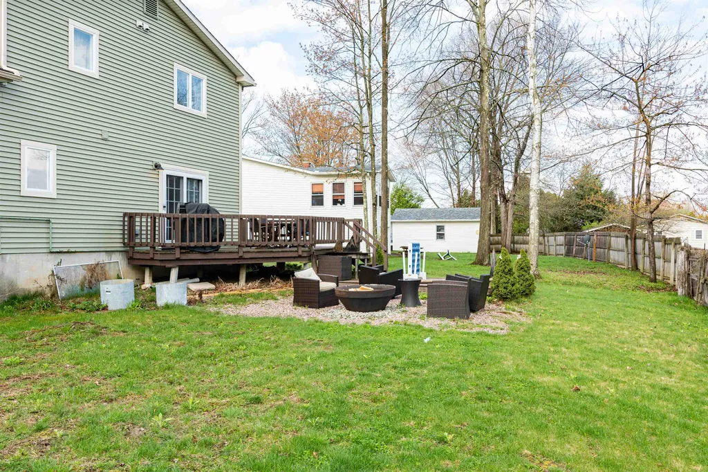 11 Briar Lane Essex VT 05452