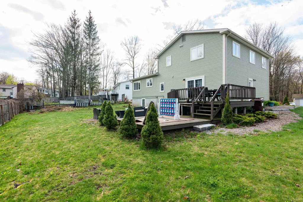 11 Briar Lane Essex VT 05452